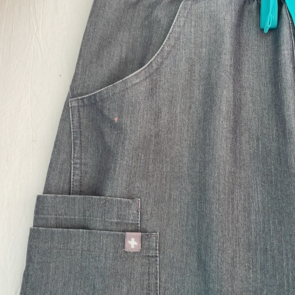 Figs Kade Cargo Scrub Pants